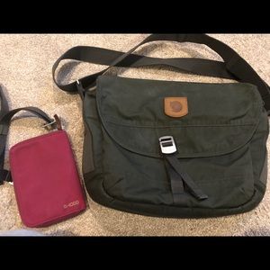 Fjällräven Greenland Small G-1000 Passport Wallet